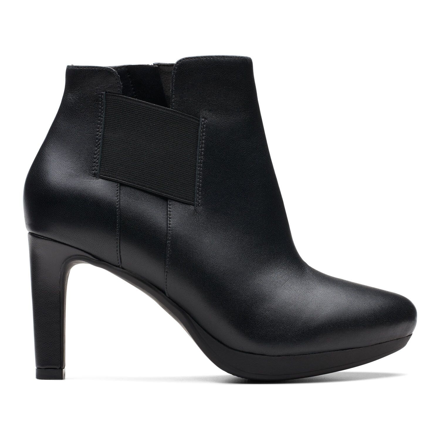 

Женские кожаные ботинки Clarks Ambyr Rise Clarks