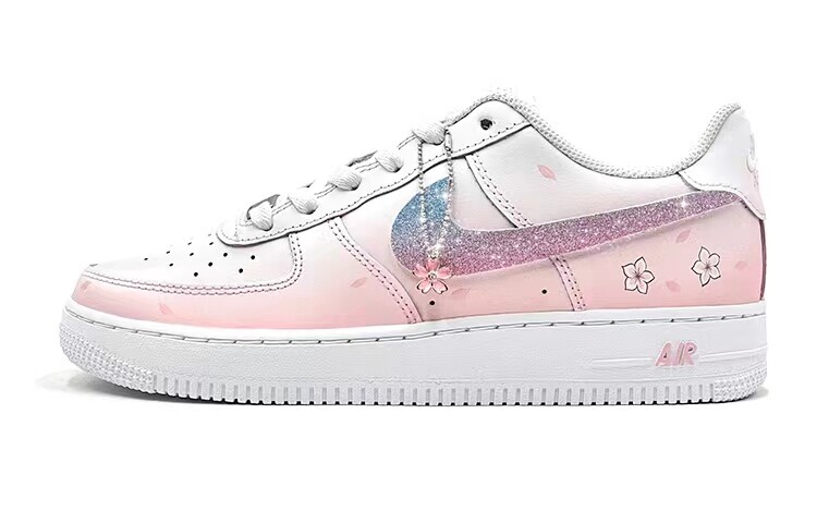 

Женские кроссовки Nike Air Force 1 Low Skate