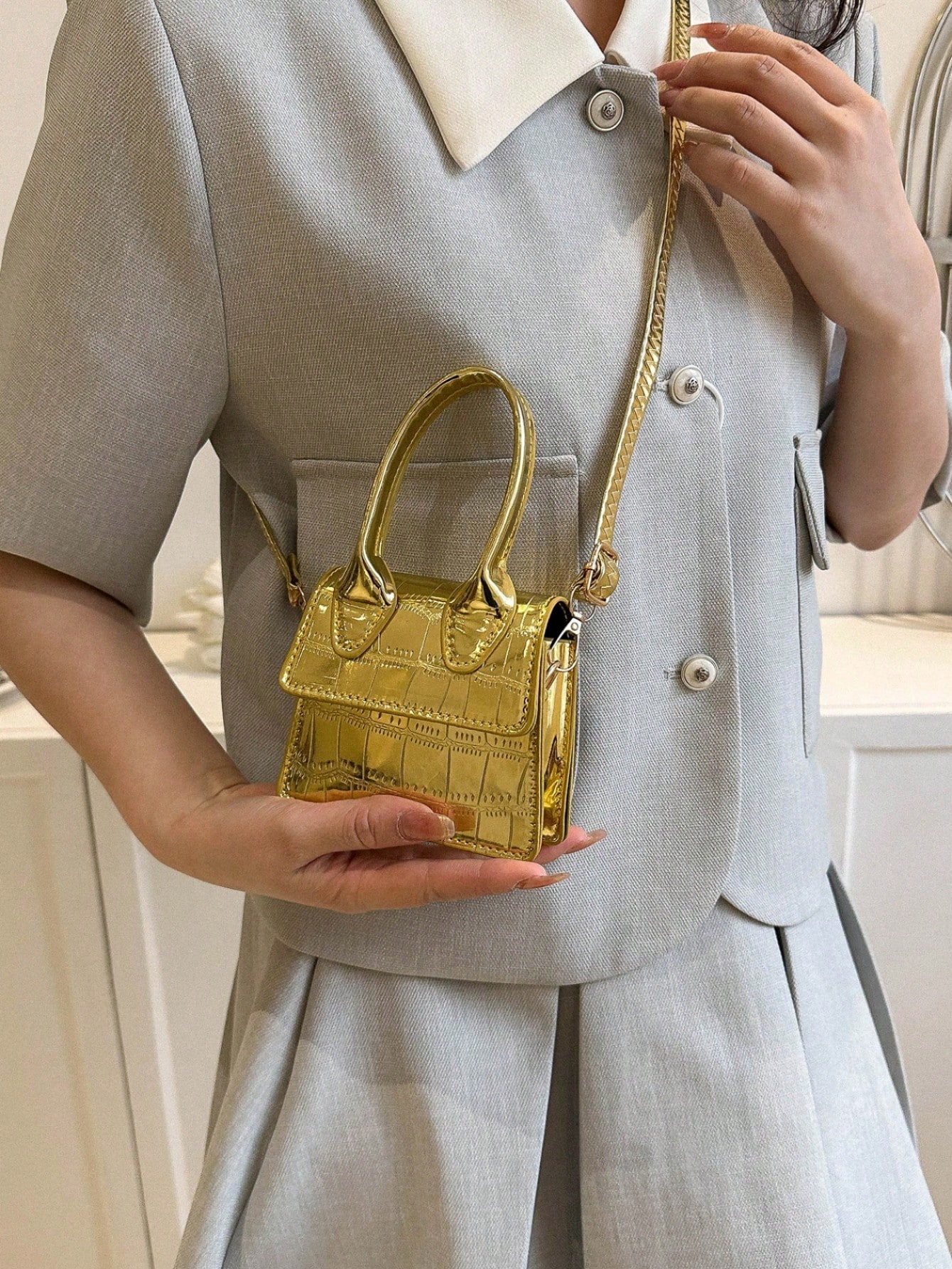 Женская модная корейская универсальная маленькая квадратная сумка через плечо, золото