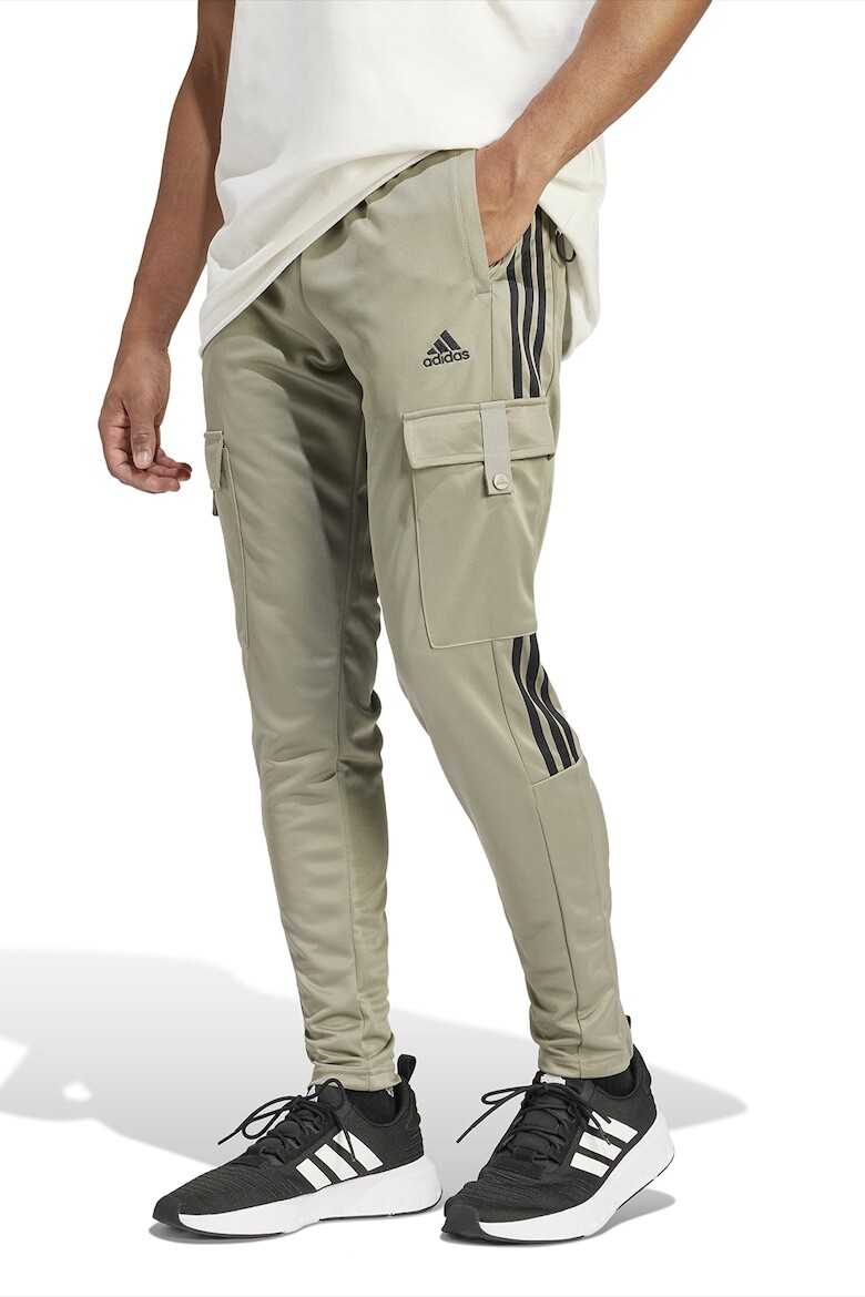 

Спортивные брюки карго Tiro Adidas Sportswear, хаки