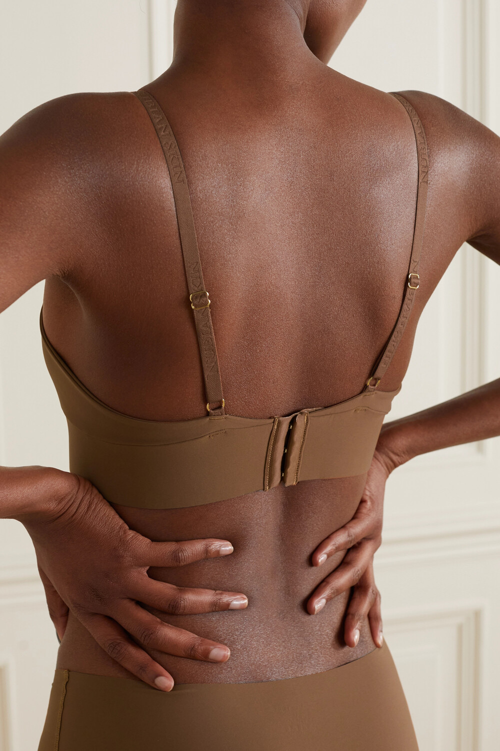 

NUBIAN SKIN Бюстгальтер из эластичного джерси с мягкими чашечками, коричневый