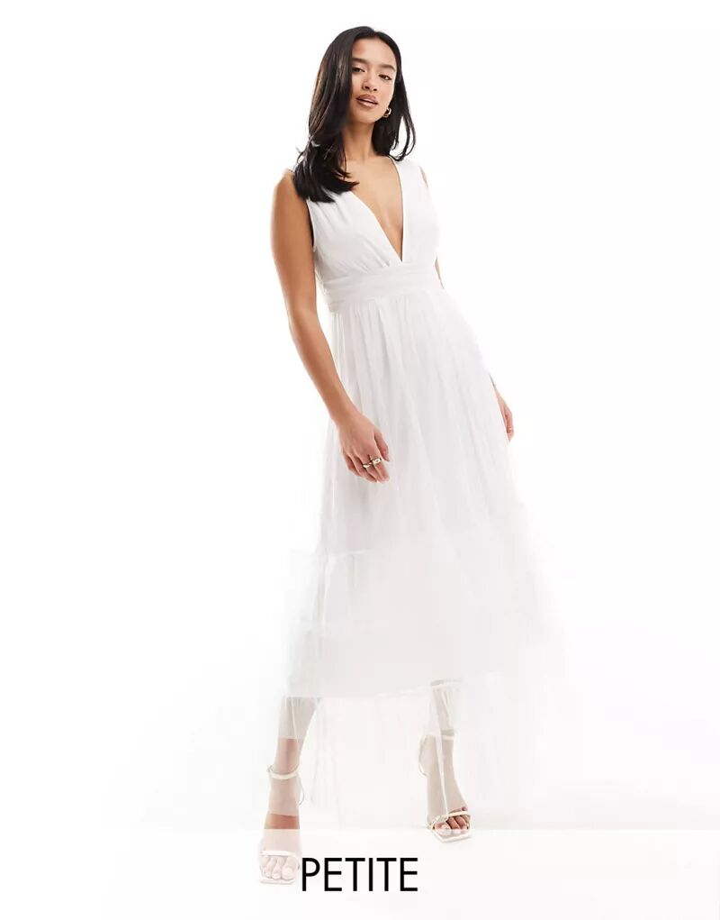 Свадебное платье макси из белого тюля Vila Petite с глубоким вырезом и многоярусной юбкой