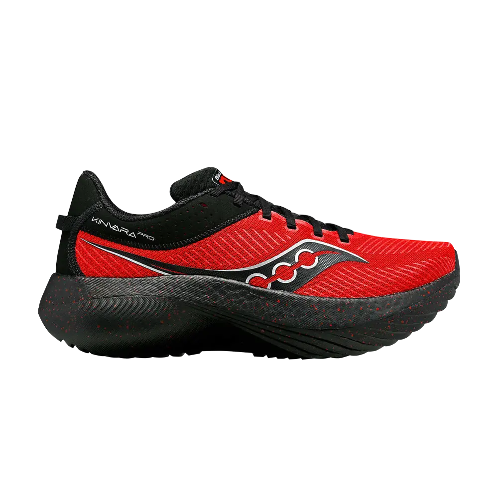 

Кроссовки Black Men Run x Kinvara Pro Saucony, красный