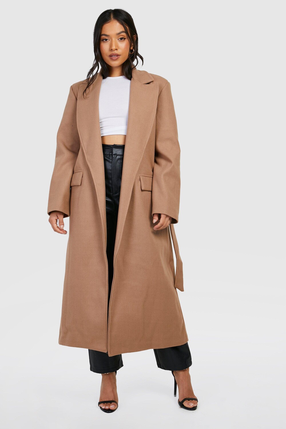 

Пальто макси из шерсти petite с поясом Boohoo, кэмел