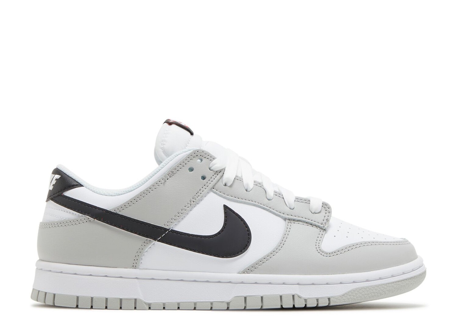 

Кроссовки Nike Dunk Low Se 'Lottery Pack - Grey Fog', серый