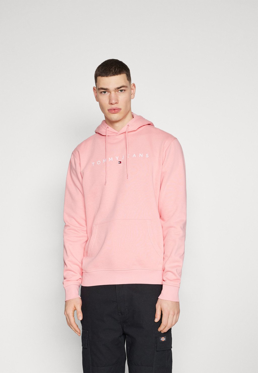 

Толстовка Linear Logo Hoodie Tommy Jeans, цвет tickled pink