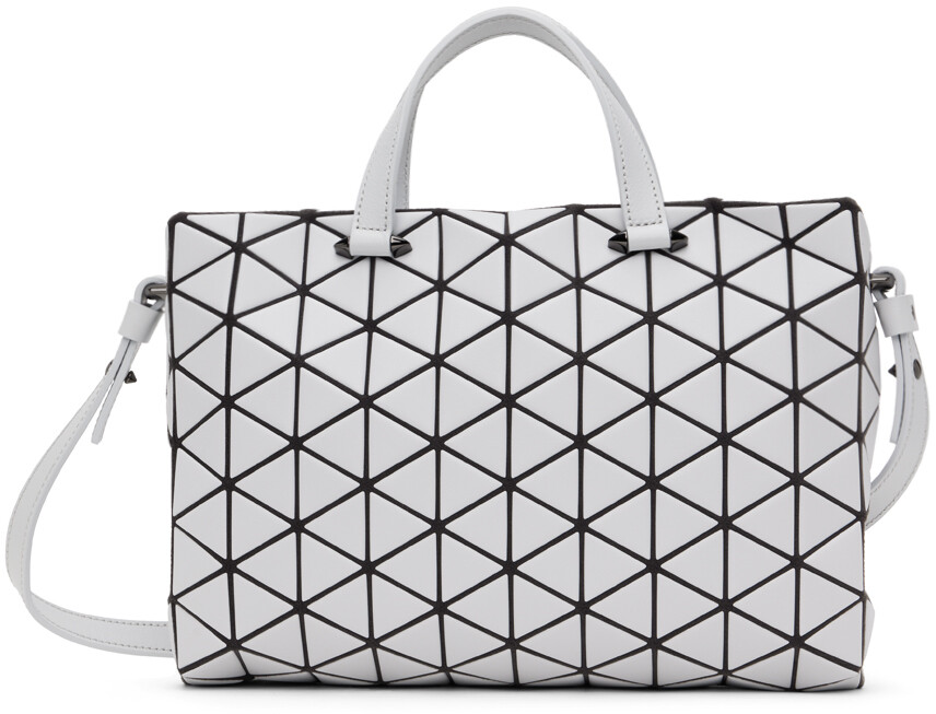 

Серая матовая сумка-тоут Toneau Bao Bao Issey Miyake