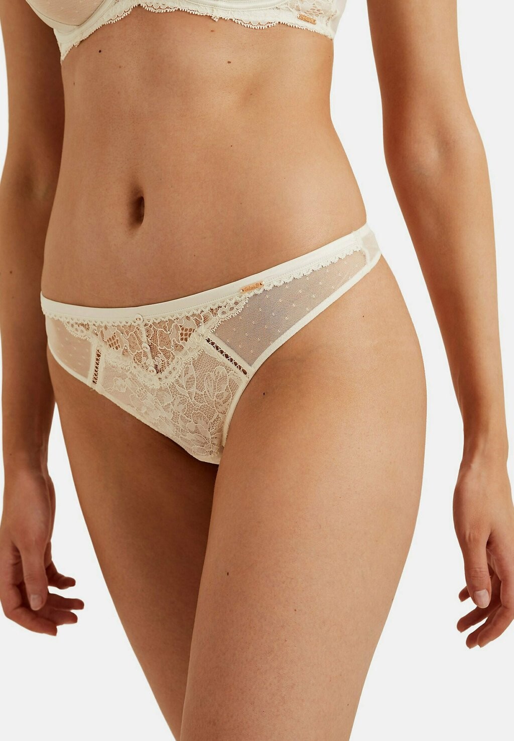 

Стринги Marks & Spencer