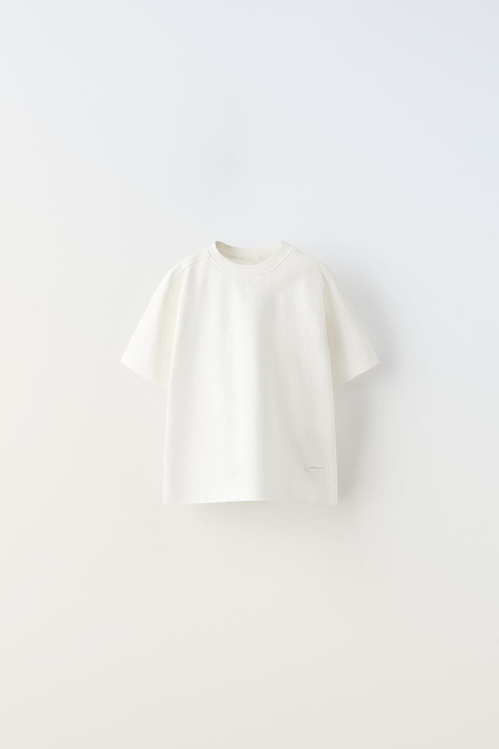 

Футболка среднего веса ZARA, белый