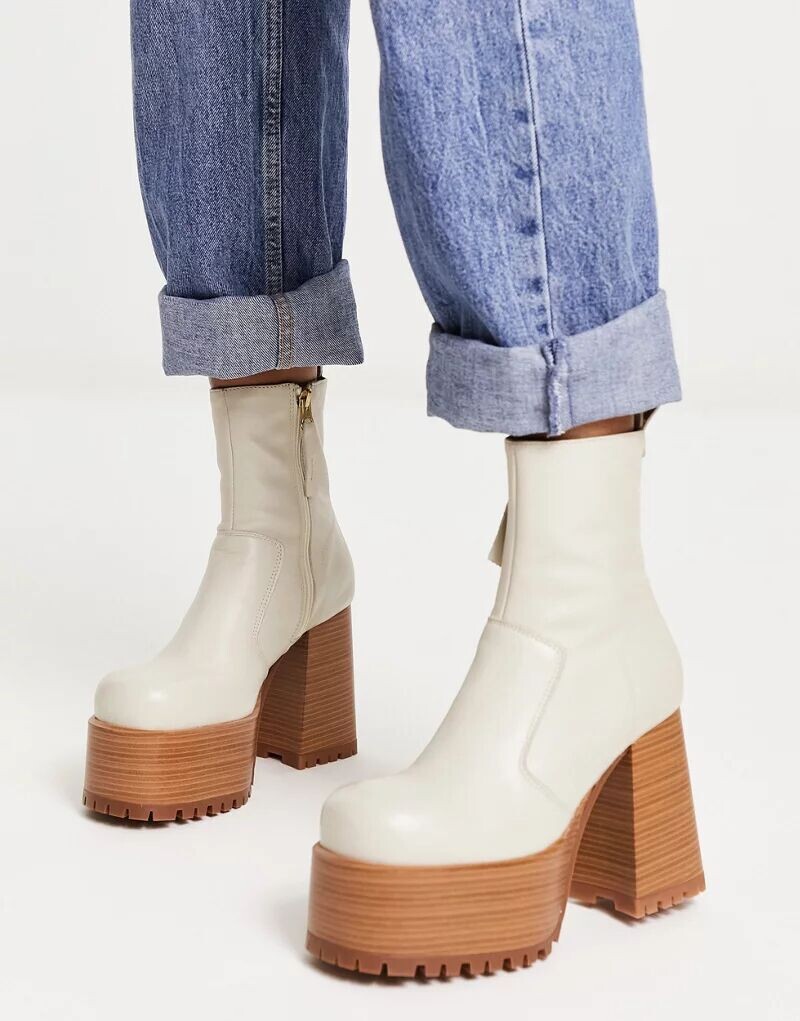 

Ботинки на платформе ASOS Erika из премиальной кожи кремового цвета
