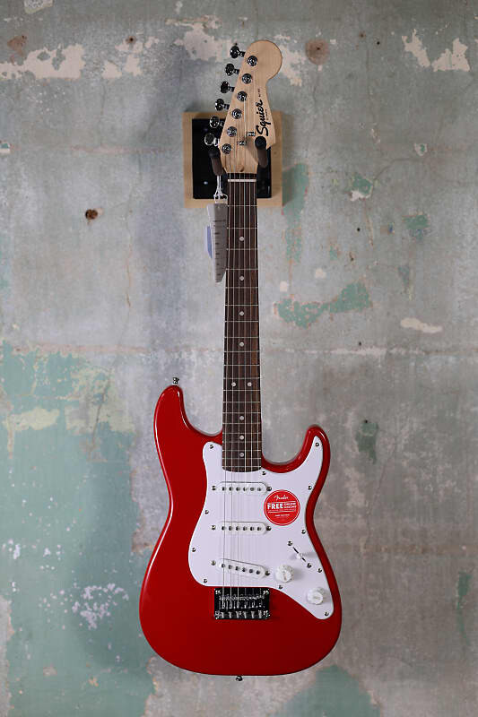 

Электрогитара Squier Mini Stratocaster V2 with Laurel Fretboard - Dakota Red