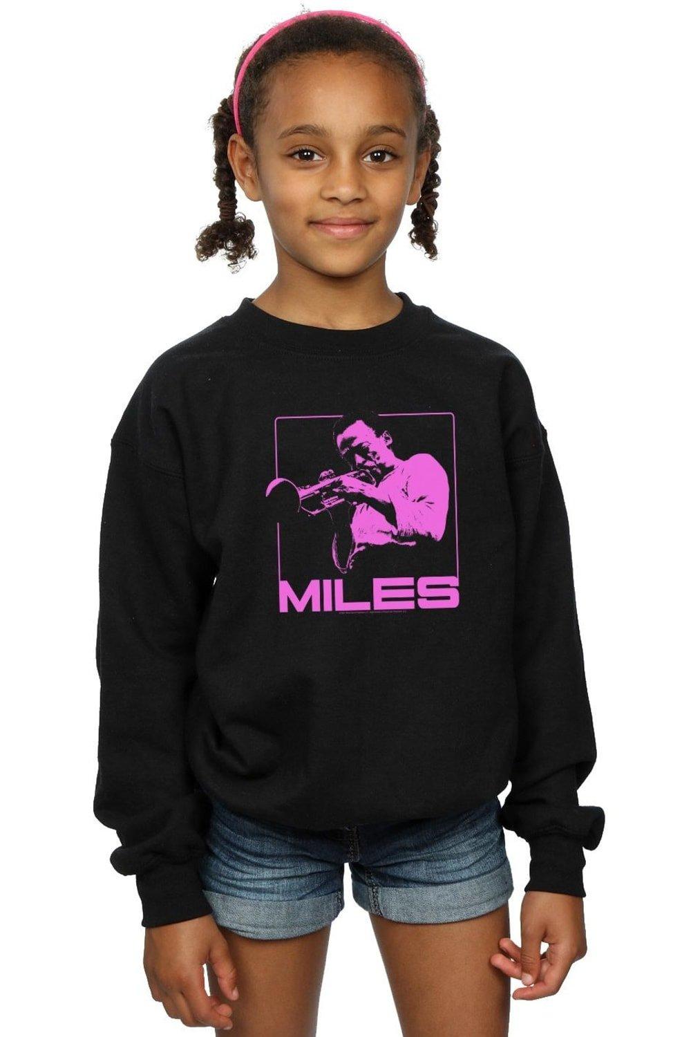 Розовый квадратный свитшот Miles Davis, черный вид синей футболки miles davis черный