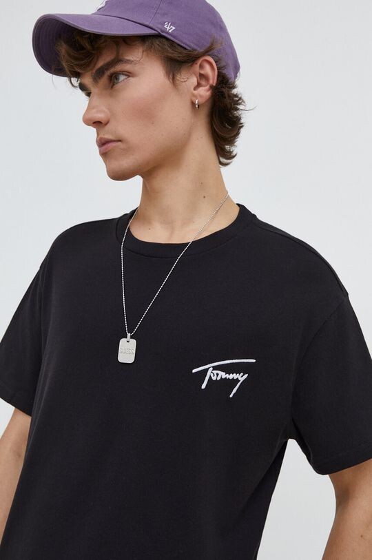 

Хлопковая футболка Tommy Jeans, черный