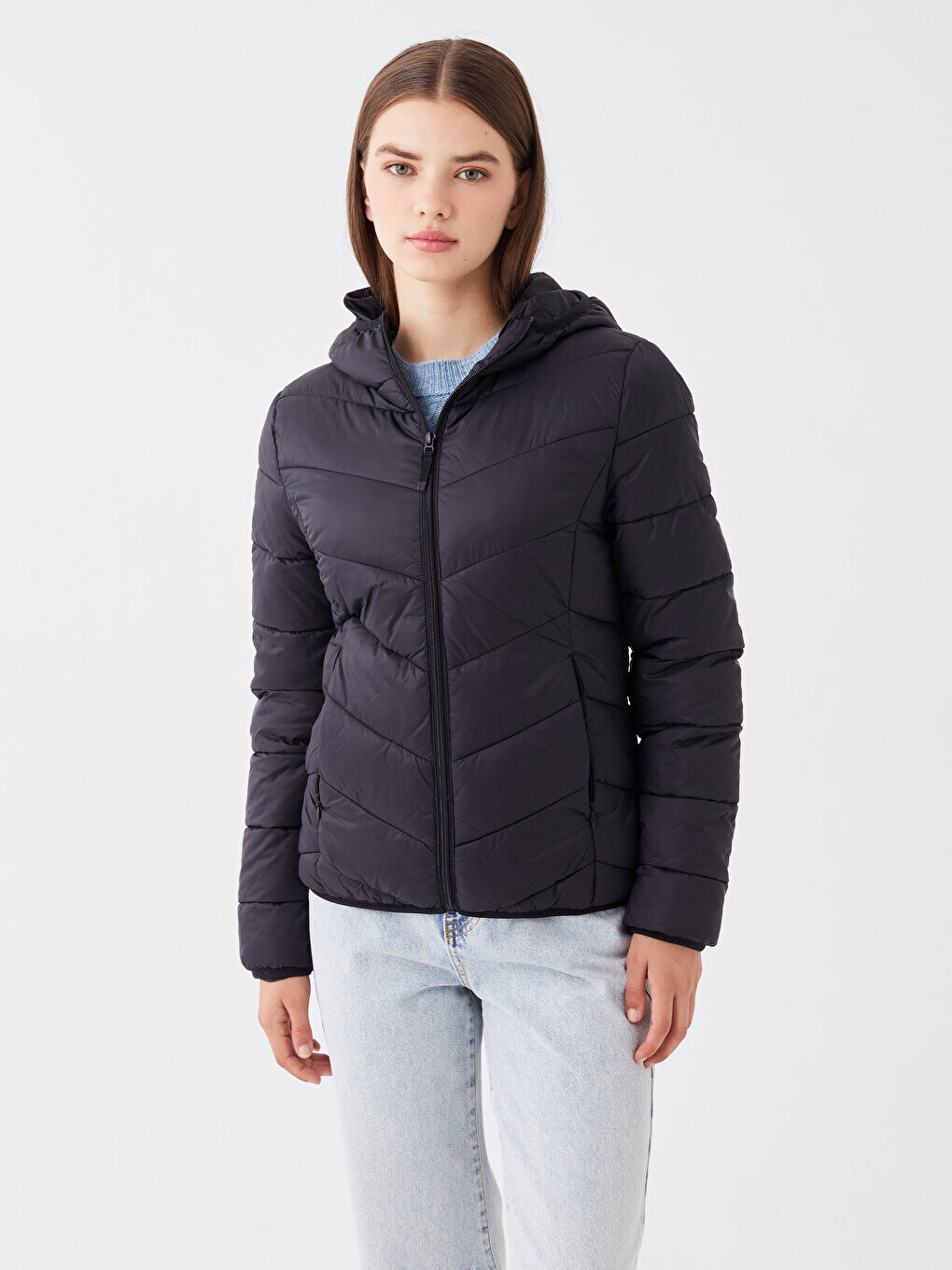 

Женское однотонное пуховик с капюшоном LCW Casual, новый черный