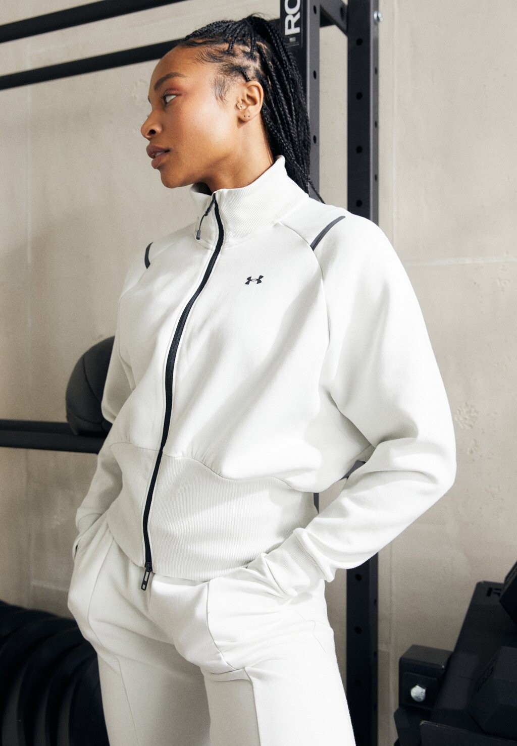 

Толстовка UNSTOPPABLE NOVELTY Under Armour, цвет white clay