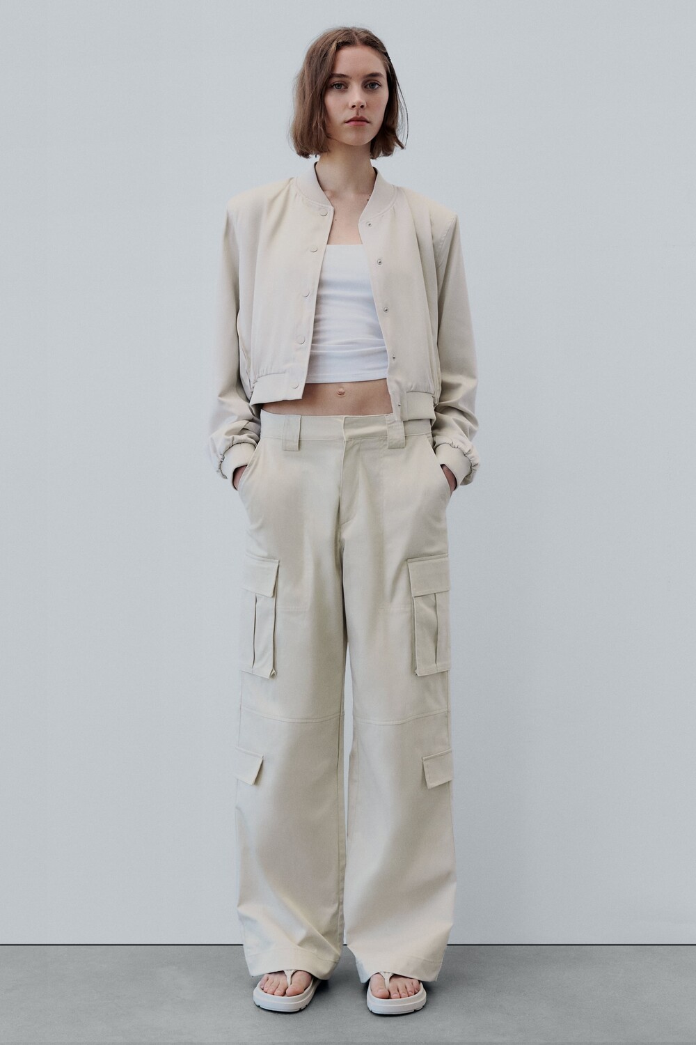 

Миниатюрная атласная куртка для пилота Zara, песок, Серый