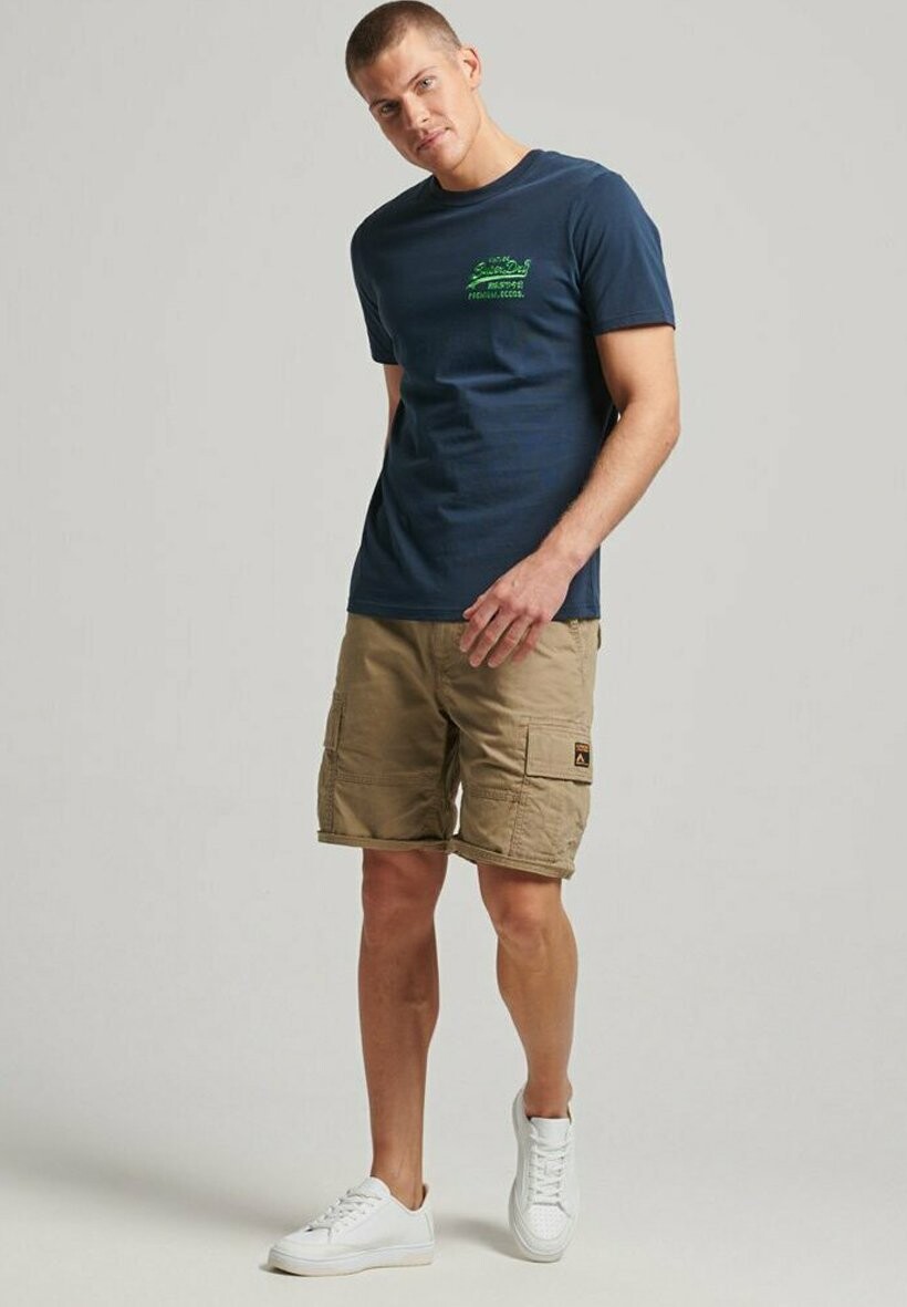 

Футболка с принтом VINTAGE LOGO Superdry, цвет eclipse navy