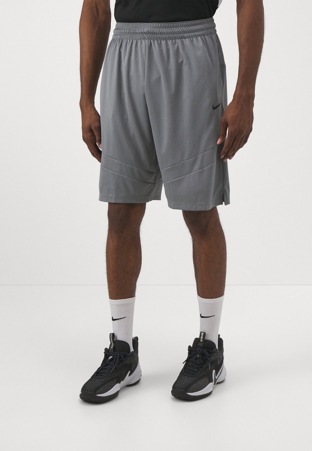 Спортивные шорты Icon 11In Short Nike, цвет cool grey/black
