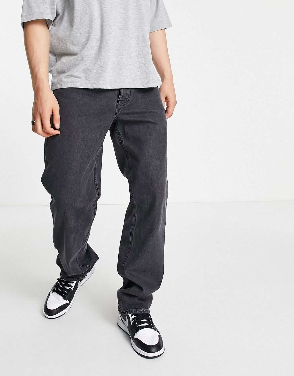 

Черные прямые джинсы ASOS DESIGN