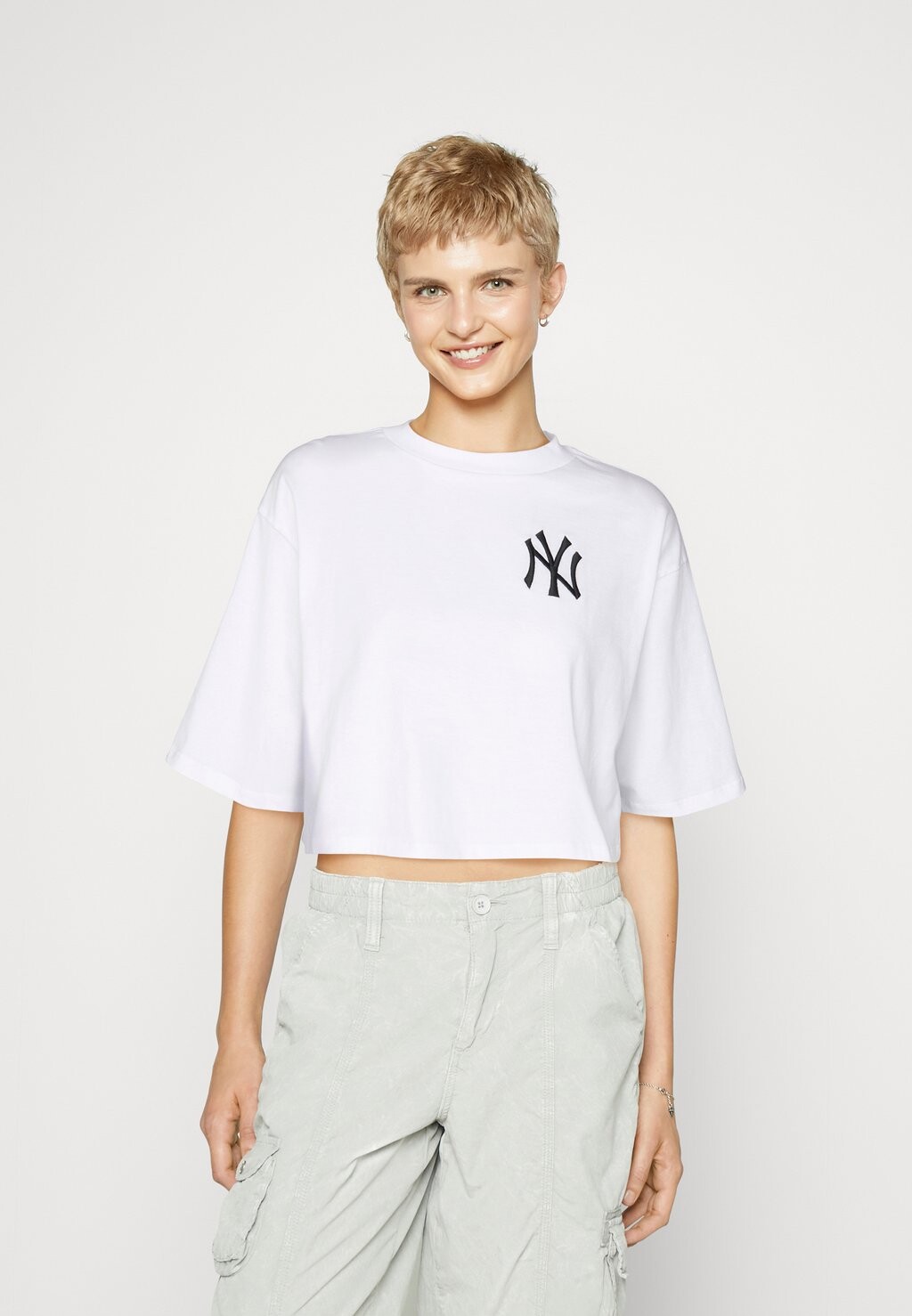 

Футболка с принтом Mlb Crop Tee New Era, белый