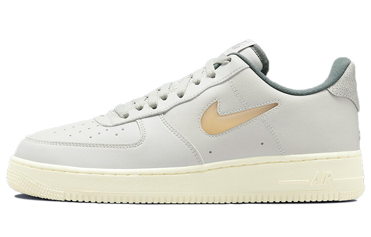 

Кроссовки Nike Air Force 1 Low '07 Jewel Light Bone кокосового молока