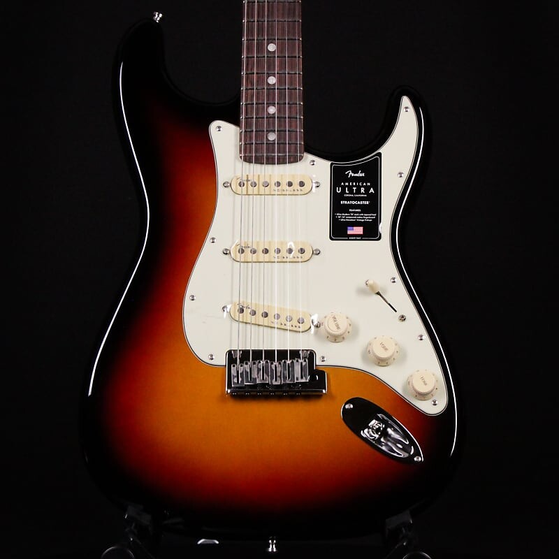 

Электрогитара Fender American Ultra Stratocaster SSS Ultraburst Rosewood Fingerboard