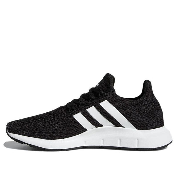 

Кроссовки Swift Run Adidas, черный
