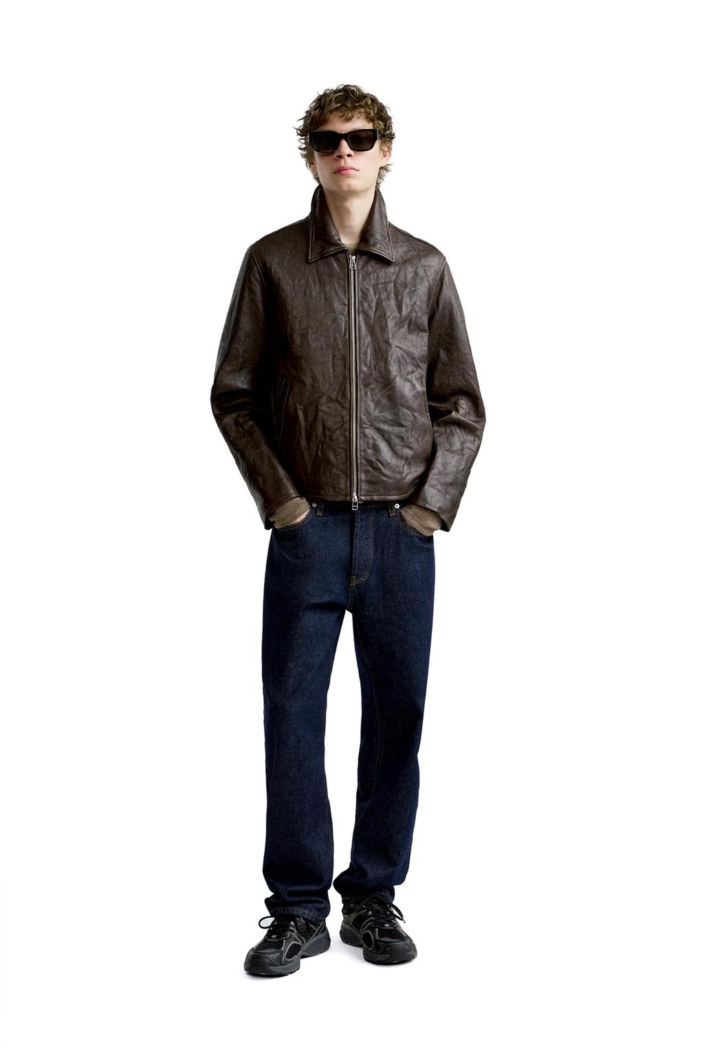 Кожаный пиджак ZARA, темно коричневый кожаный пиджак sosandar коричневый