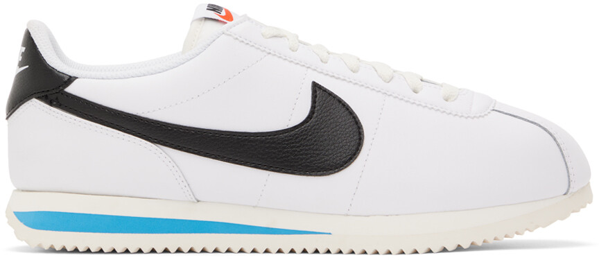 

Белые кроссовки Nike Cortez, Белый