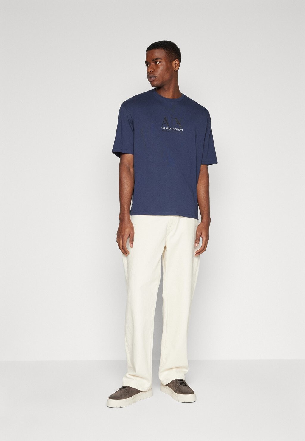 

Футболка с принтом Unisex Armani Exchange, цвет night sky