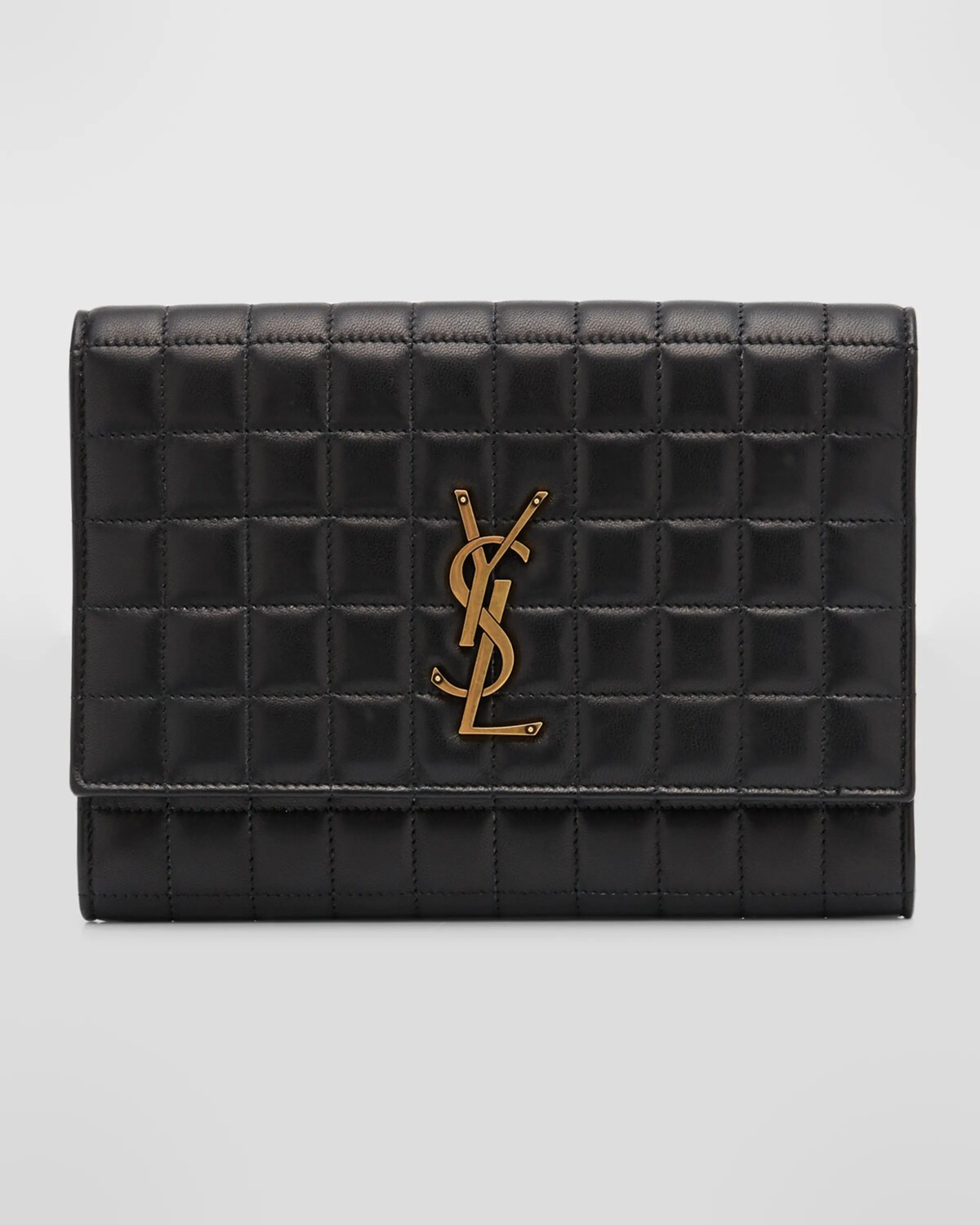 

Клатч YSL с клапаном и монограммой из стеганой гладкой кожи Saint Laurent, цвет Nero