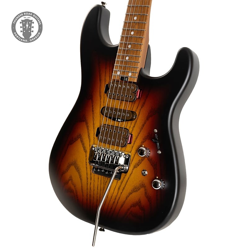 

Электрогитара Charvel Guthrie Govan Signature MJ San Dimas SD24 CM 3-Tone Sunburst