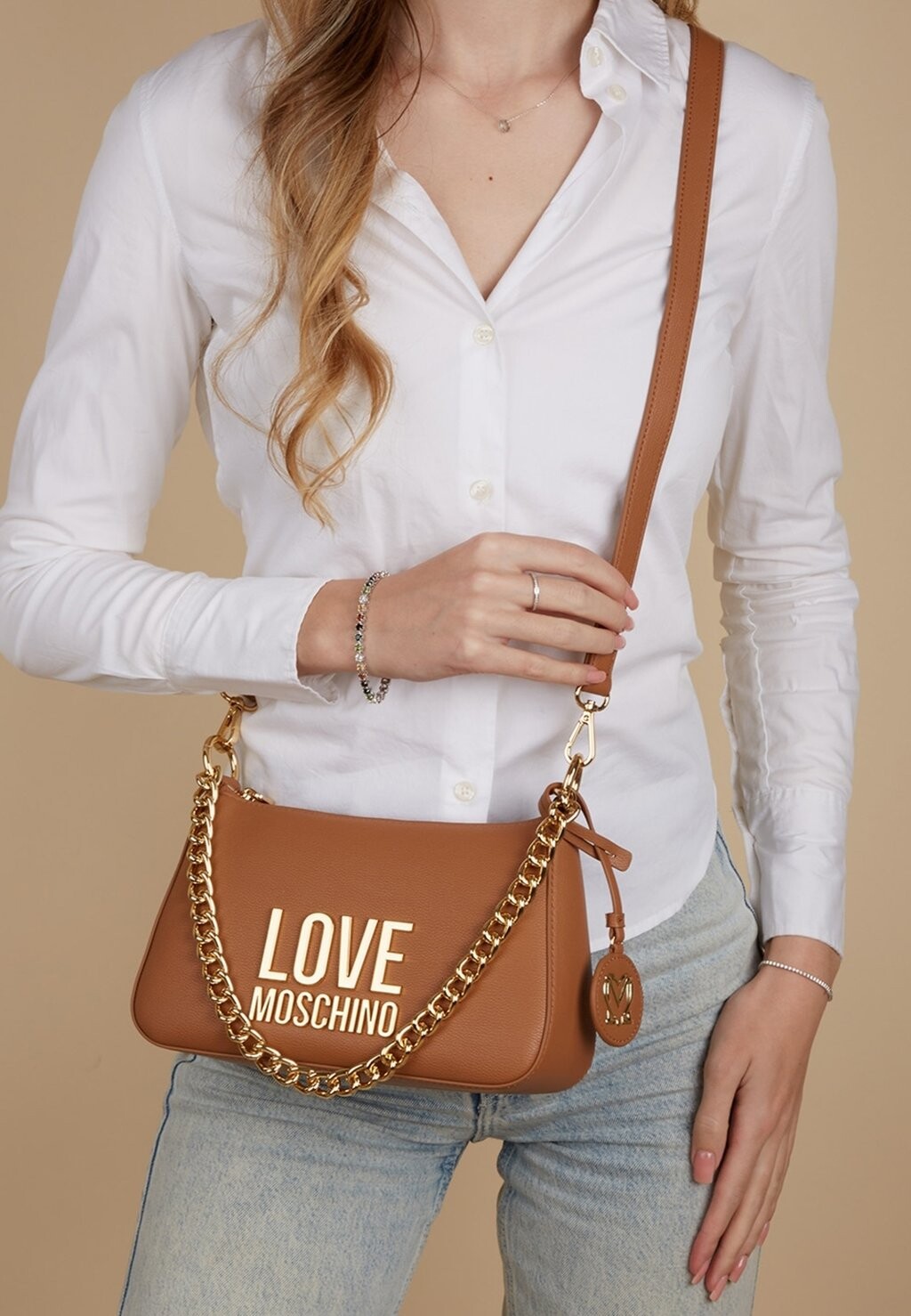 

Сумка через плечо Love Moschino, коричневый