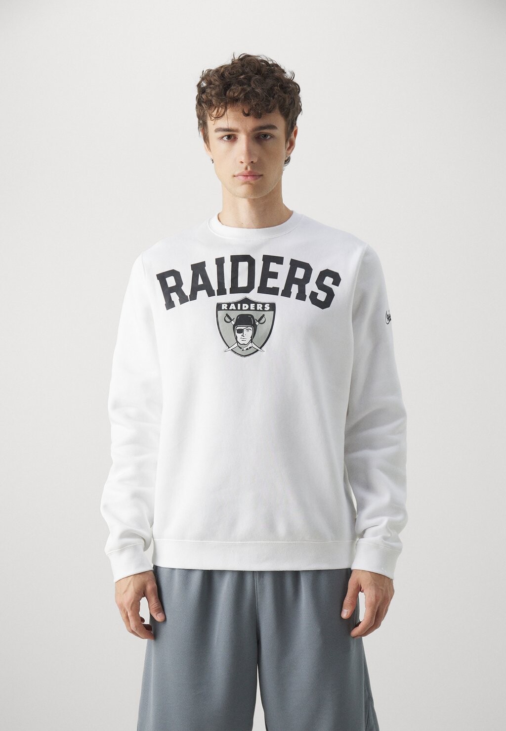 

Клубная одежда Nike NFL OAKLAND RAIDERS HEAVY CLUB CREW, белый/черный