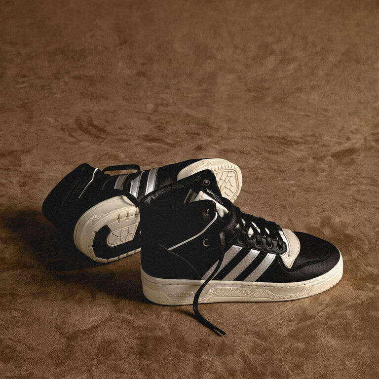

Кроссовки Rivalry Hi Consortium Adidas, черный