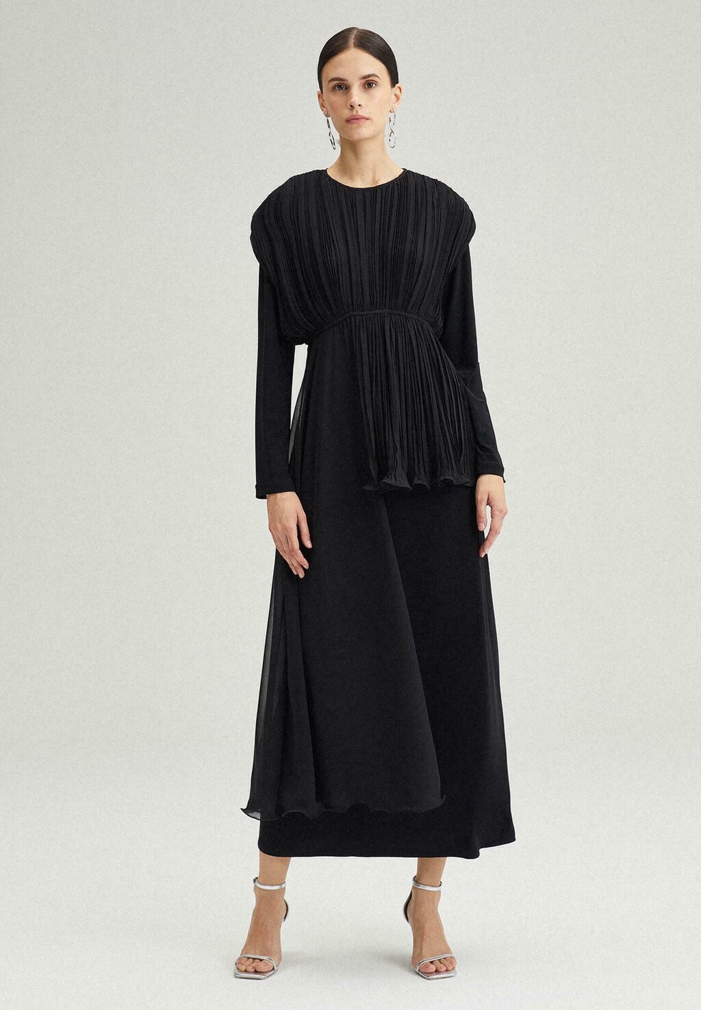 

Туника Asymmetric O-Pliced Touché Privé, черный