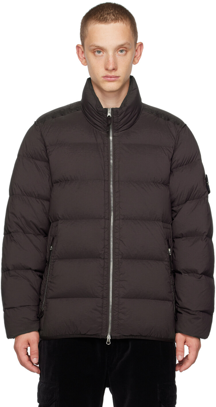 

Фиолетовый бесшовный пуховик Stone Island