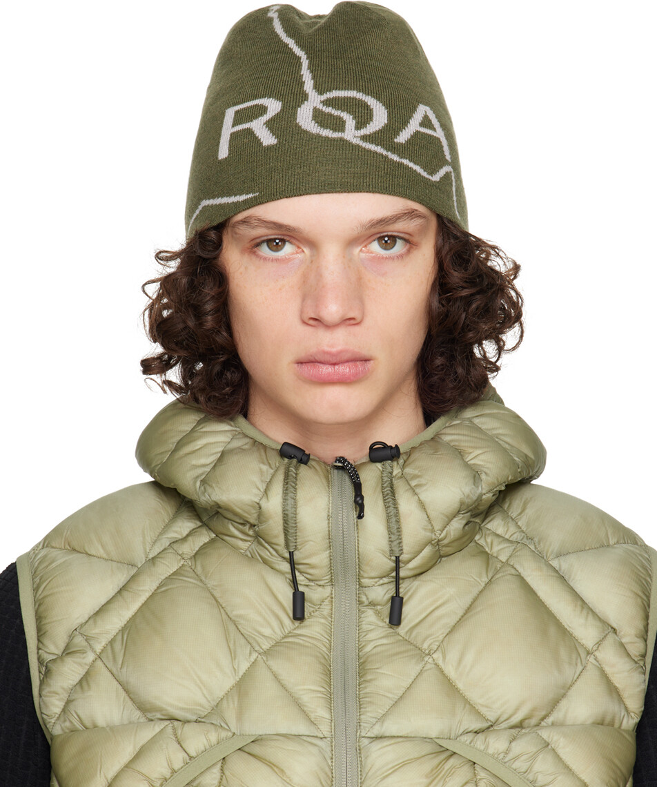 

Шапка цвета хаки с логотипом ROA