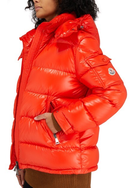 

Пуховик Maire Moncler, красный