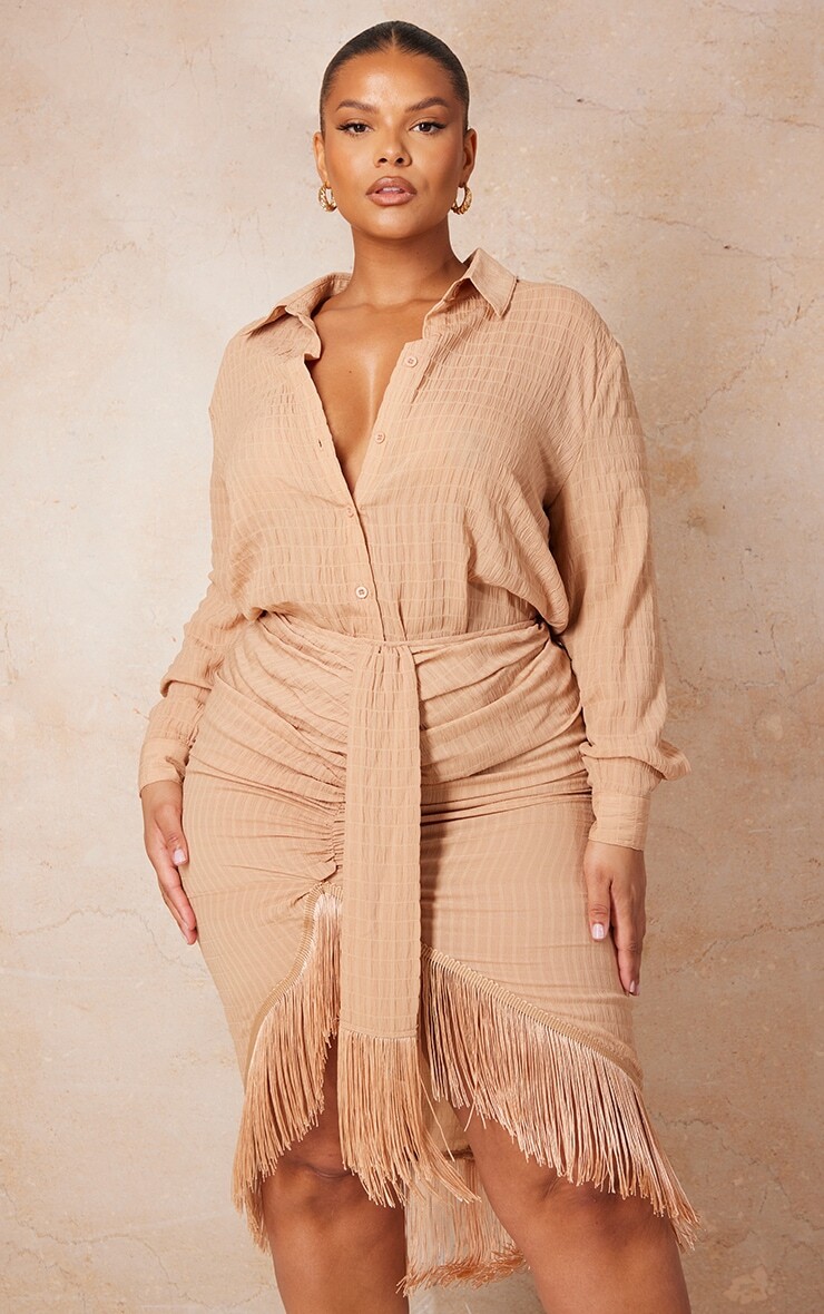 

PrettyLittleThing Рубашка оверсайз из льна с текстурой камня Plus