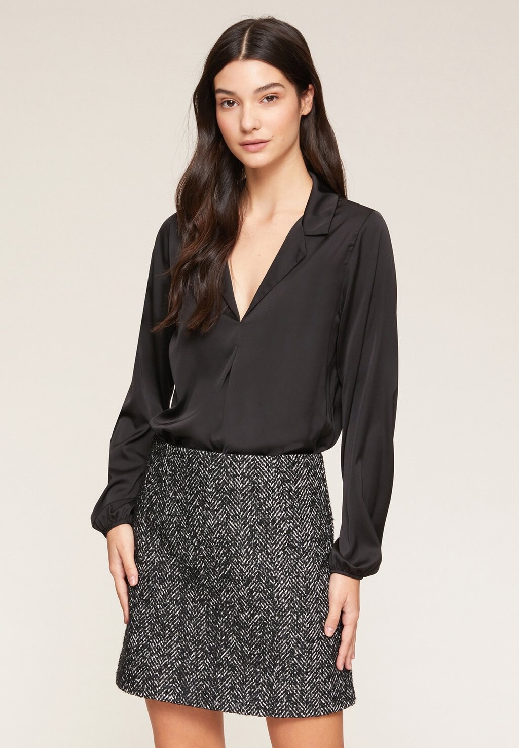 

Блузка With Collar Motivi, черный
