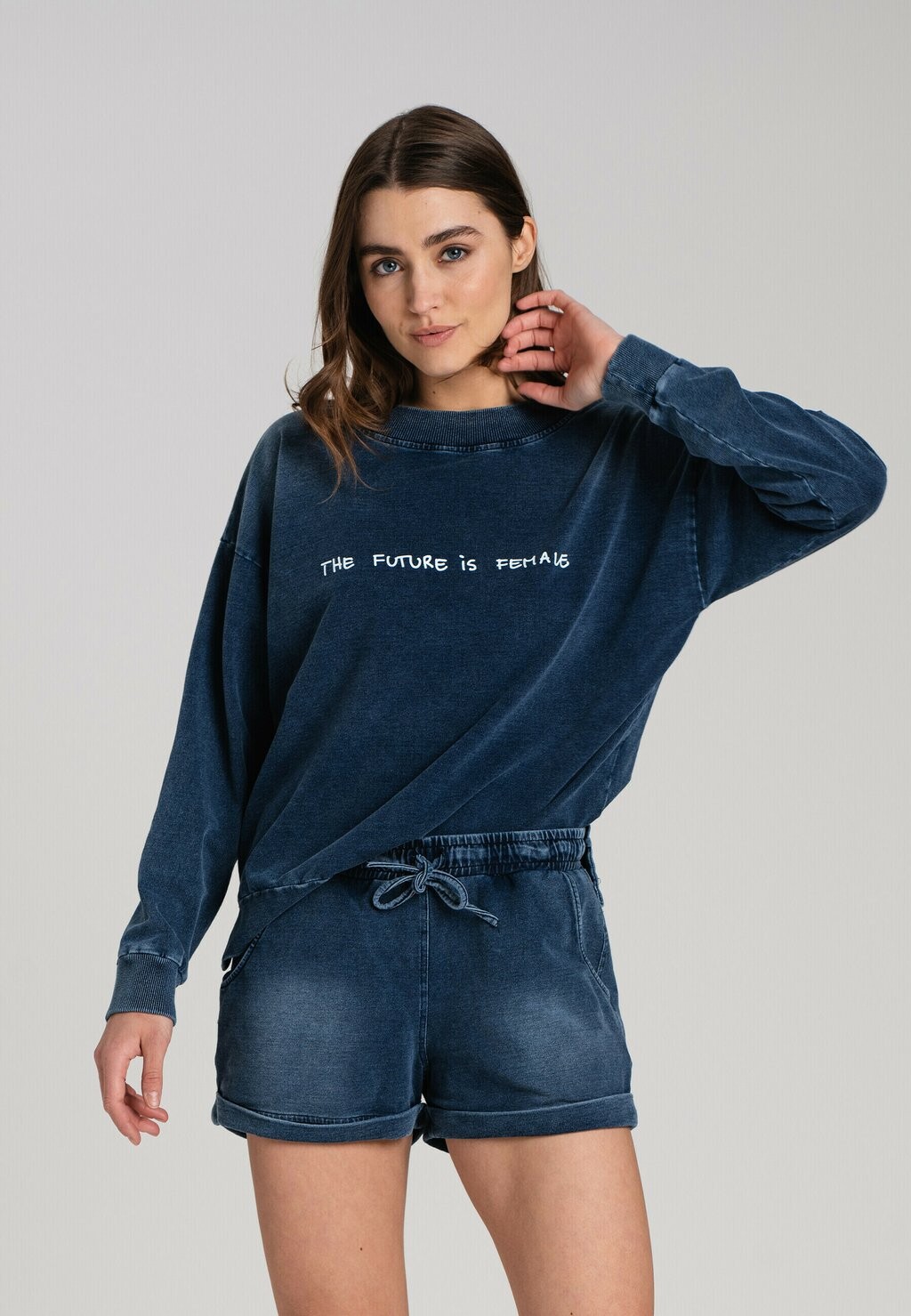 

Толстовка с капюшоном LOOK made with Love, темно-синий