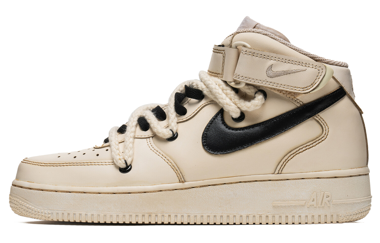 

Кроссовки Nike Air Force 1, кофейный