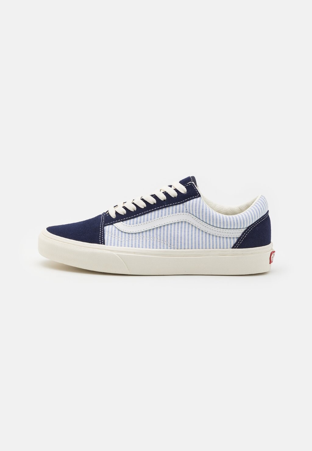 

Кроссовки Vans