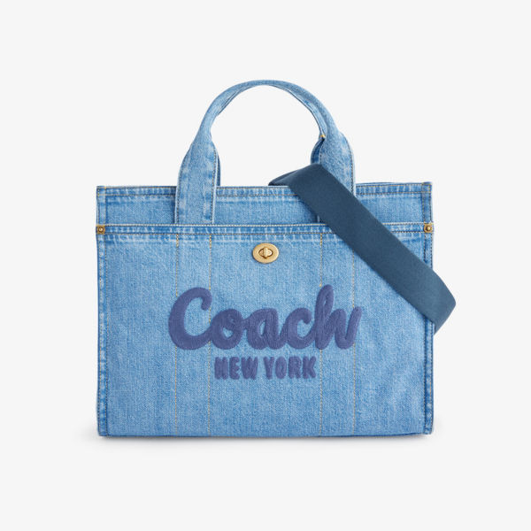 Джинсовая сумка-тоут с вышитым логотипом Coach, цвет b4/indigo холщовая сумка тоут со съемным ремешком и вышитым логотипом coach цвет lh light peach
