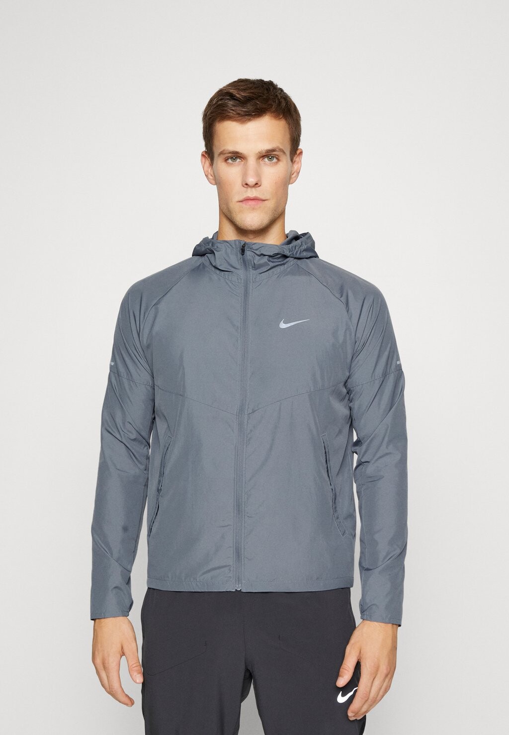 

Куртка для бега Nike