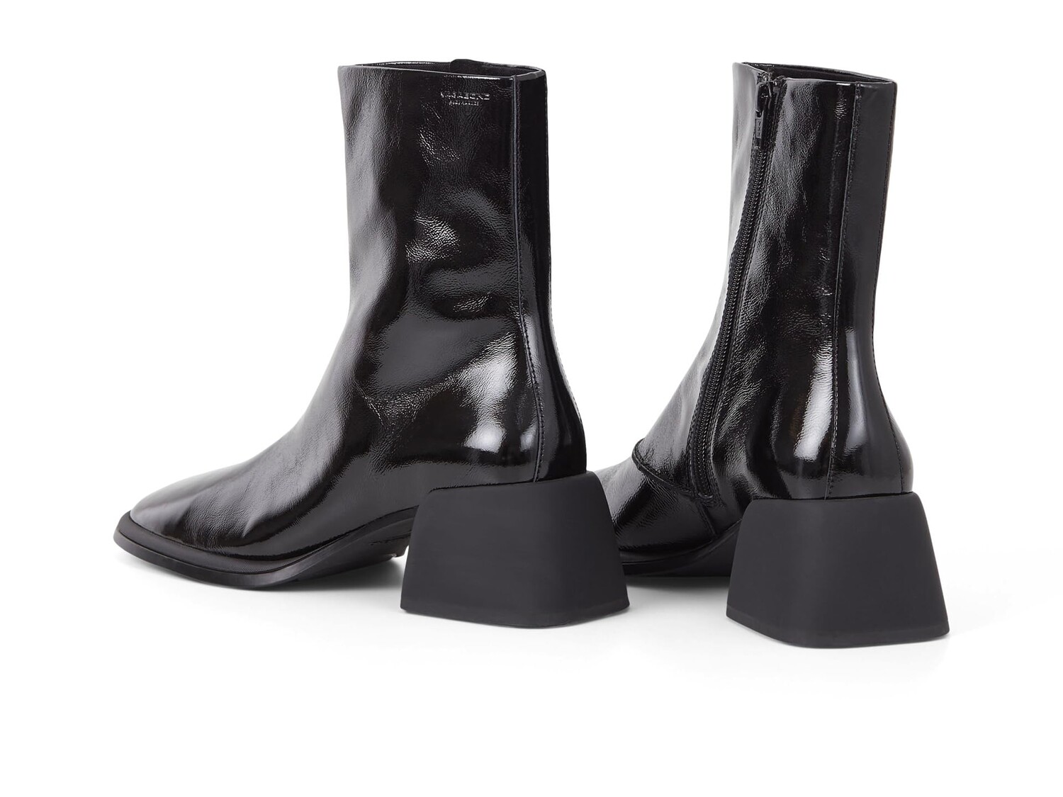 

Ботинки Vagabond Shoemakers Ansie Patent Leather Bootie, черный