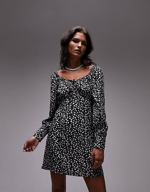 

Чайное платье с длинными рукавами и монопринтом Topshop