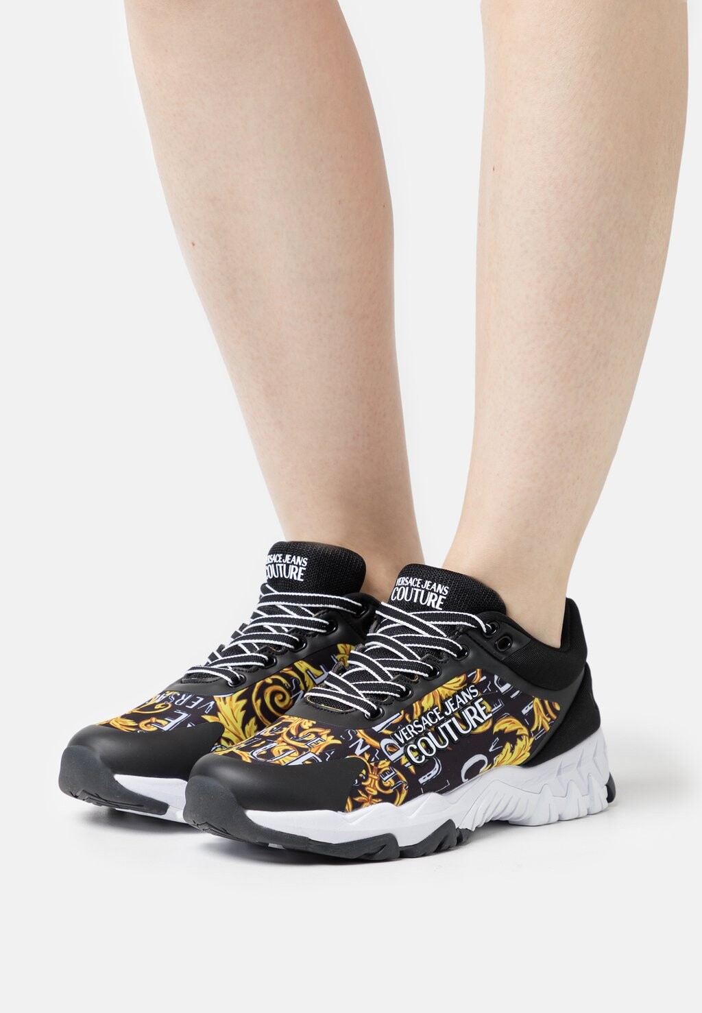 

Кроссовки Versace Jeans Couture