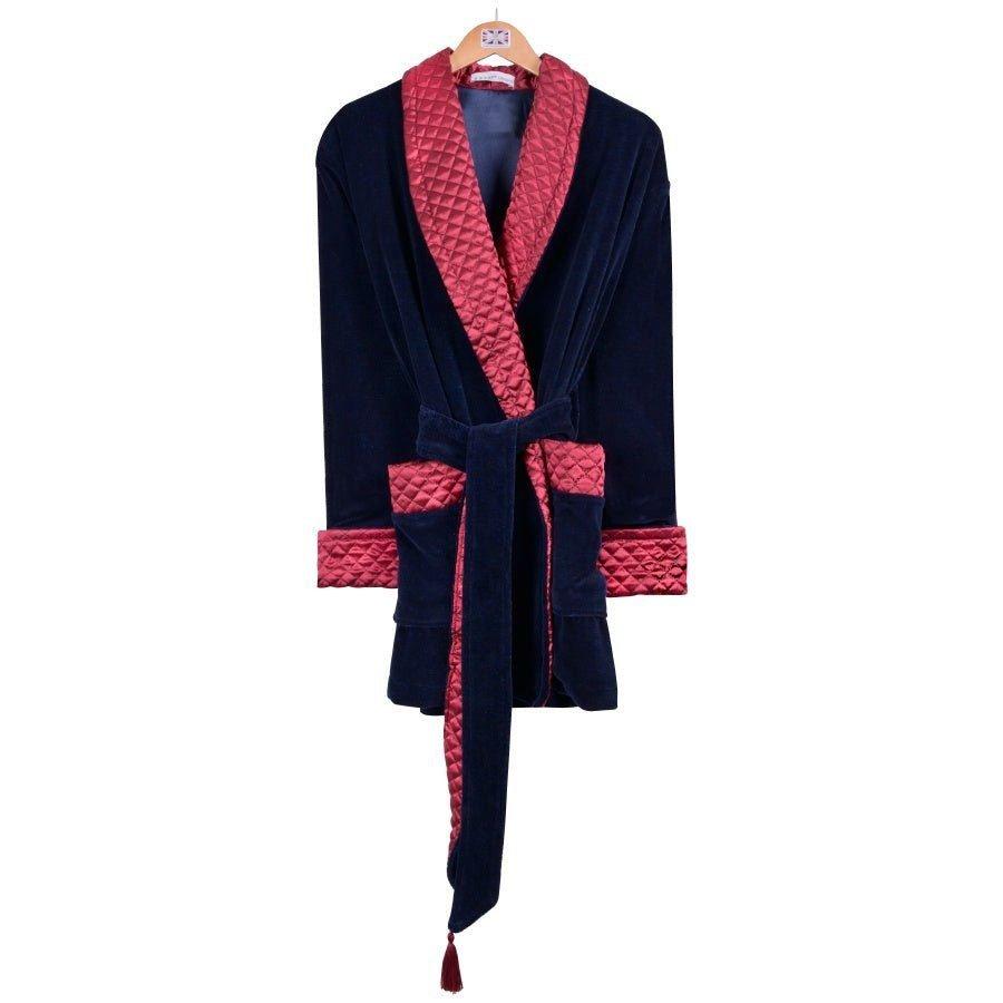 цена Короткий бархатный пиджак Cliveden - халат Bown of London, темно-синий